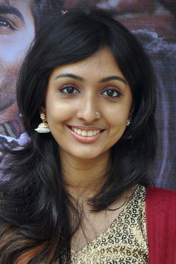 Utthara Unni as Vasavadatta / Yamini