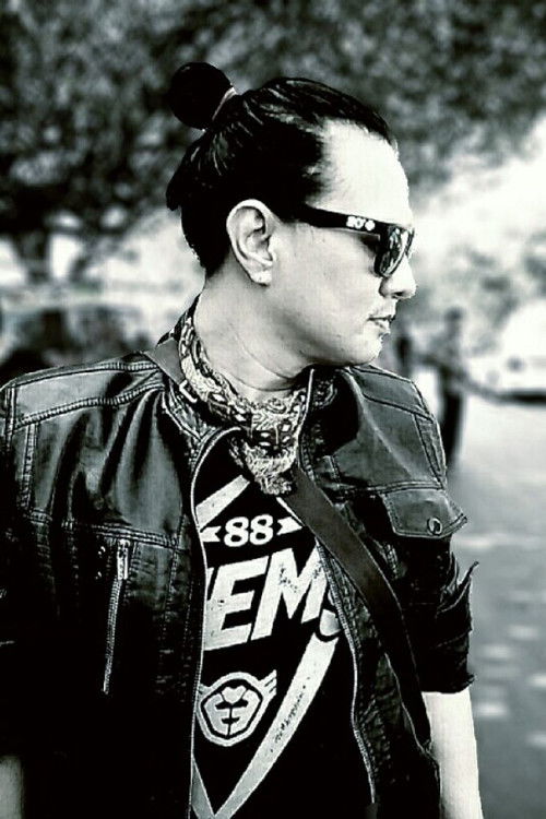 Sese Lawing as Ridwan