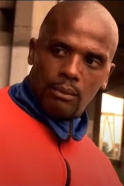 Eddy de Sousa as Santo