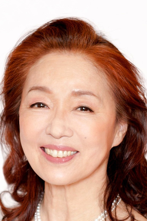 Nobuko Miyamoto as Tetsuro's other sister