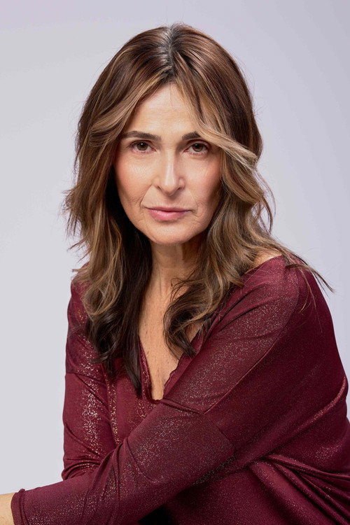 Victoria Enguidanos as 