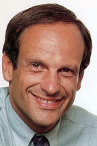 Marc Menant as Un journaliste