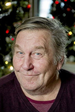 Pierre Lindstedt as Röst