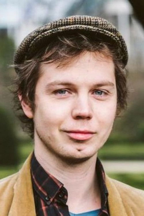 Anton Kouzemin as Lenny