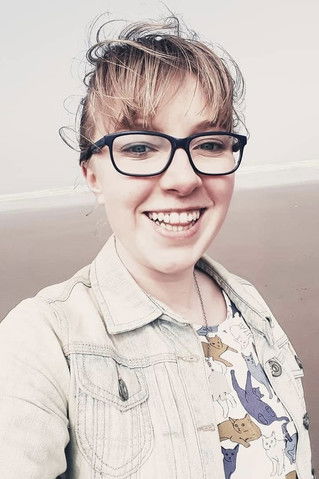 Sophie Ellen Buxton as Sam