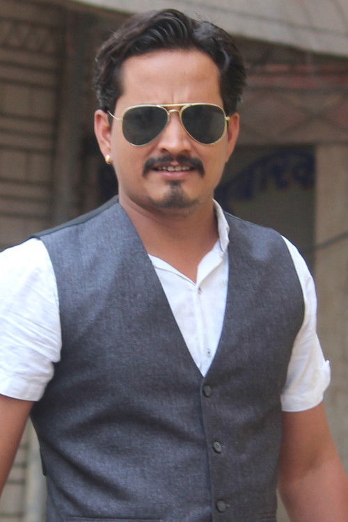 Ravi Jadhav as 