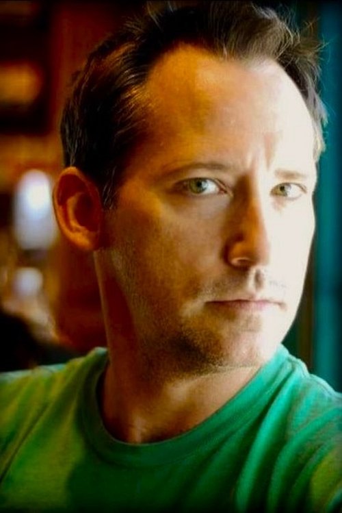 Tobe Sexton as David