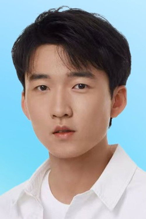 Simon Shi as Juvenile Chen Dingtian