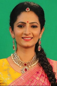 Jordaar Sujatha as Hymavathi