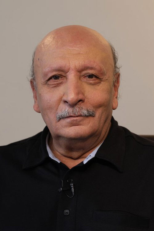 Asghar Semsarzade as 