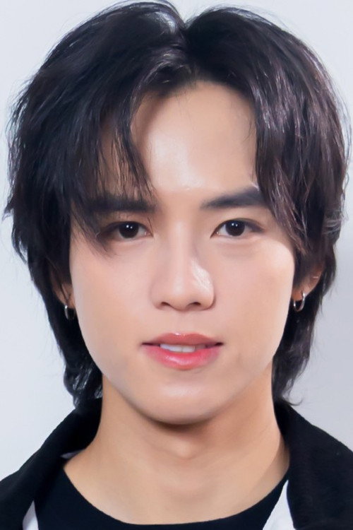 Pongsapat Kankam as Dream