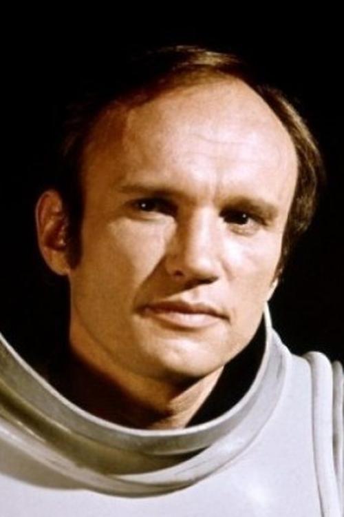 James Olson as Joe Billings