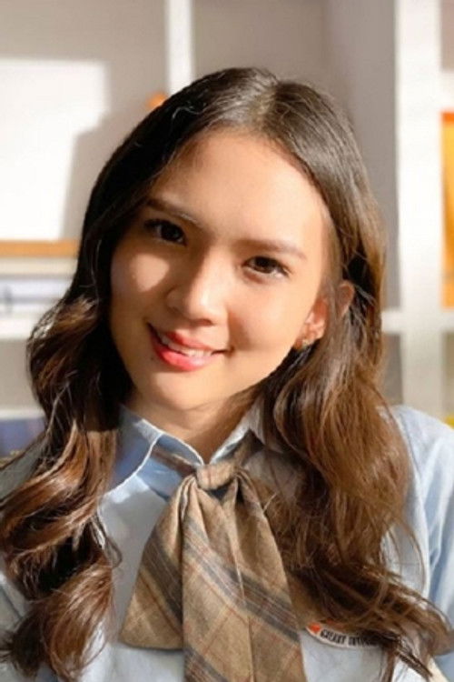 Kathleen Carolyne as Cindy