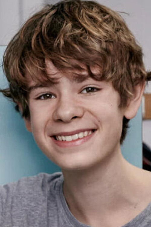 Salomon Stampe Frederiksen as Rasmus Seebach