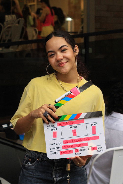 Maria Fernanda Pelles as Paulinha