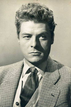 André Le Gall as Oscar Von Schwendl