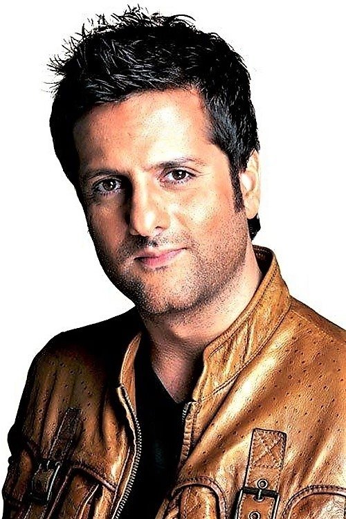 Fardeen Khan as Shoaib Khan