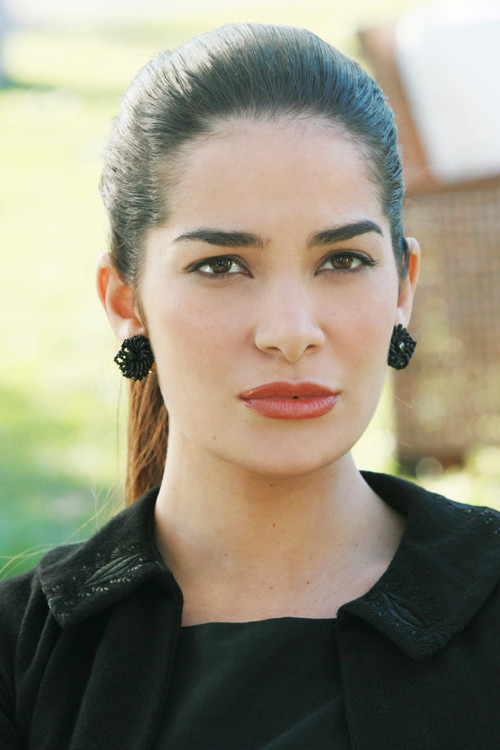 Ilaria Spada as Paola Barbato