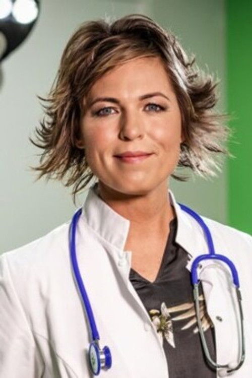 Clara Cisk as Joke Saenen