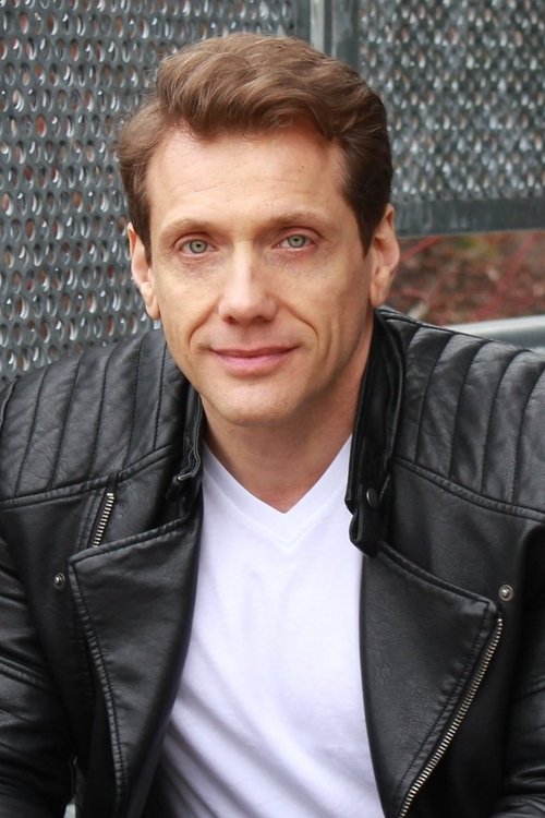 Stefen Hayes as Dirk