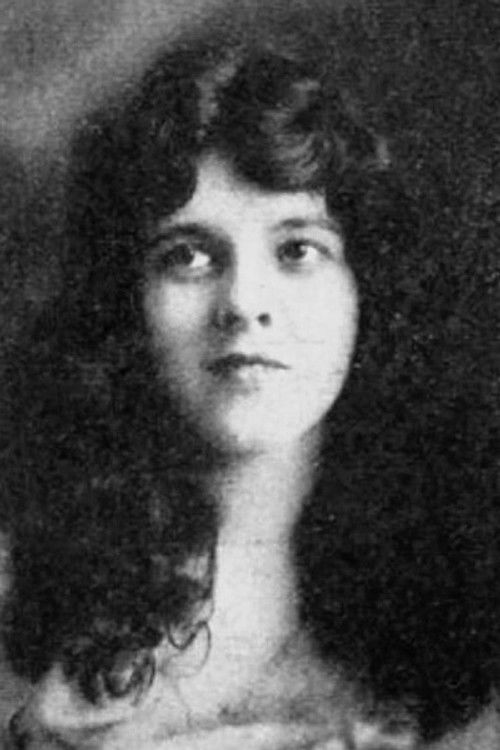 Leila Frost as Elspeth Sandys