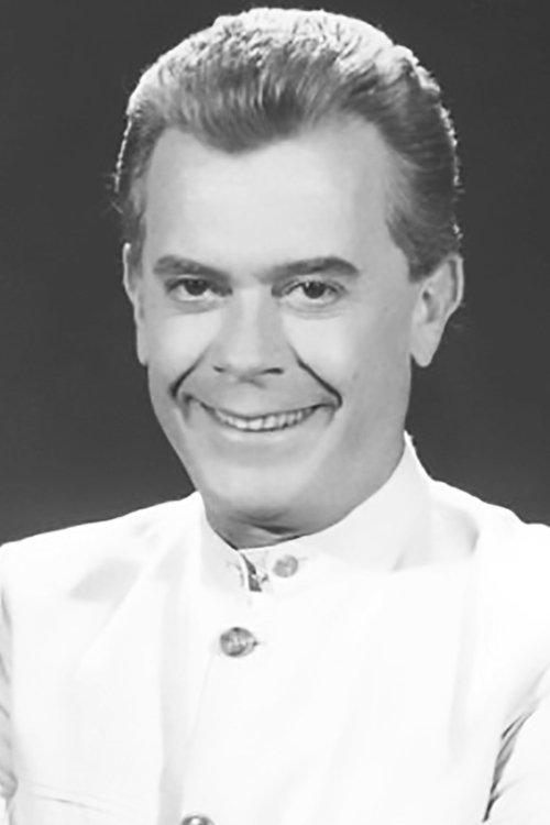 Héctor Mayerston as 