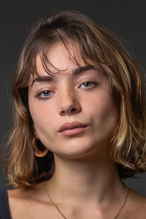 Julieta Tobio as Jara