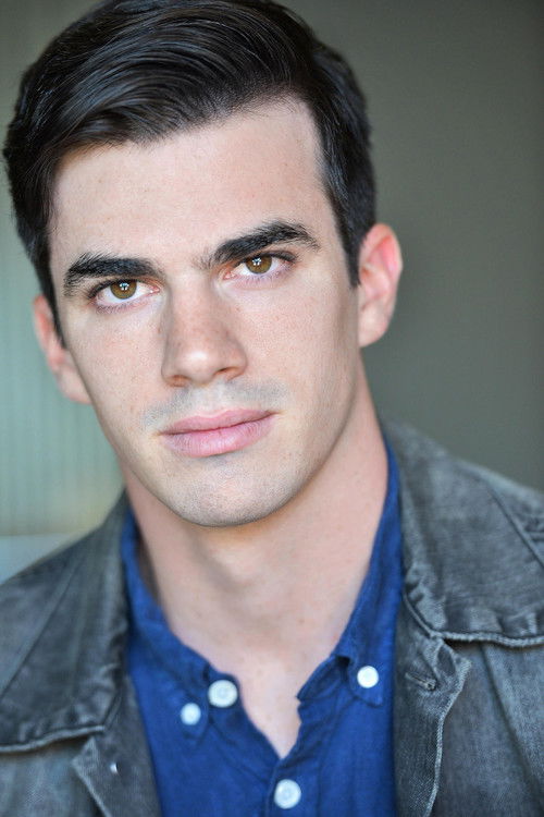 Emile Rappaport as Liam