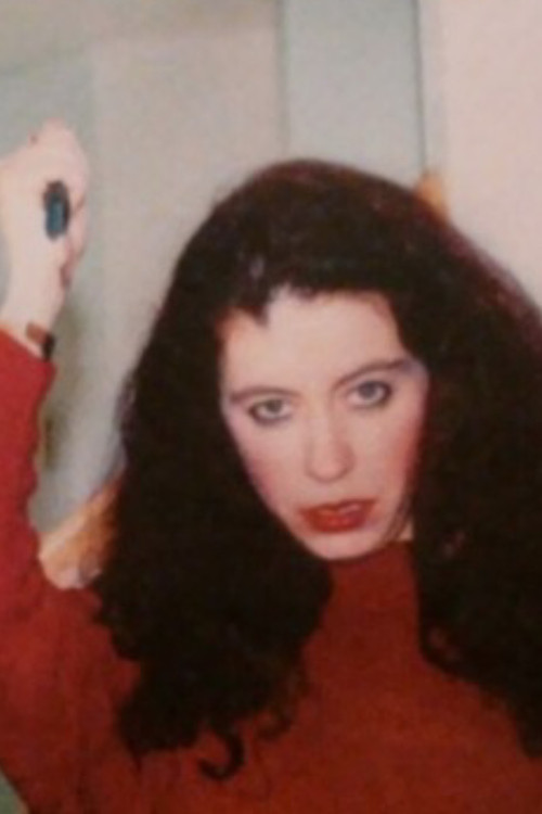 Laura Giglio as Shower Victim