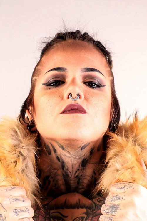 Max Lindsey as Dolly