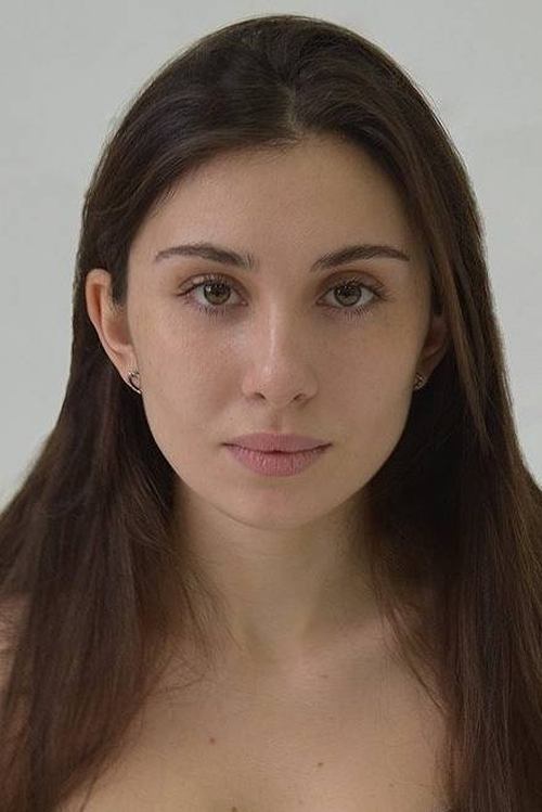 Alyona Semenchenko as Girl in the toilet