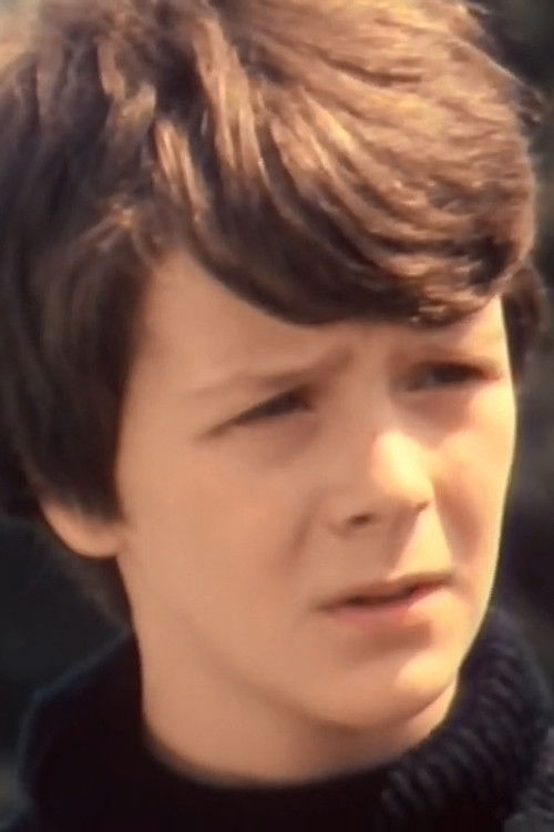 Todor Trankarov as Валери