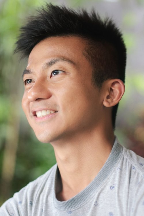 Loo Zihan as Jonathon