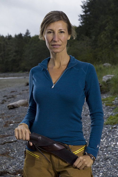 Nicole Apelian as Candace