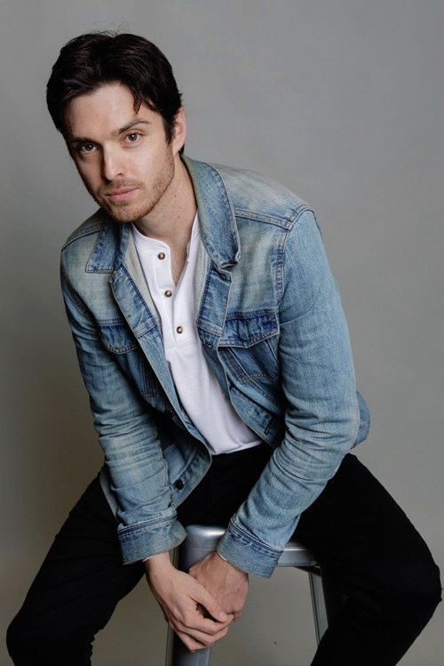 Andrew Thomas as Lost Hiker