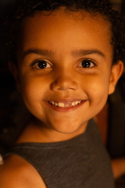 Miguel Leonardo as Angelo