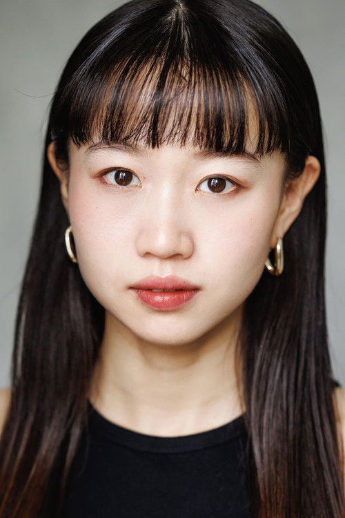 Mariko Nishino as Laundry Girl