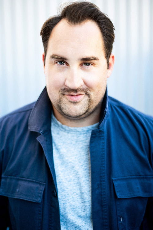 Nate Ward as Darrell