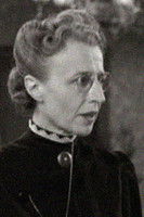 Edna Holland as Mabel