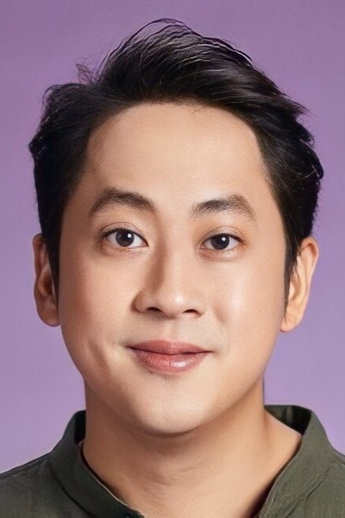 Suvikrom Amranand as Self