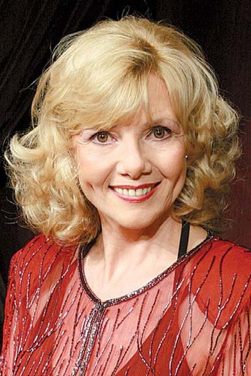 Ildikó Piros as Zsuzsanna