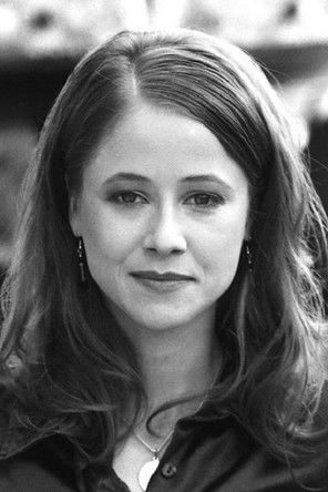 Silvia Seidel as Lore