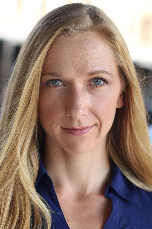 Maggie Alexander as Hannah Dalton