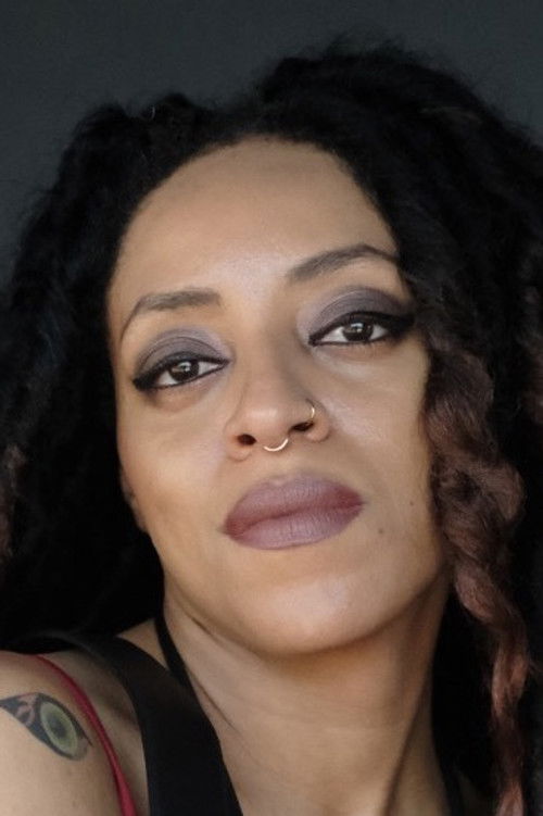 Ayanna Dozier as Countess Isabel Ufford, a noblewoman