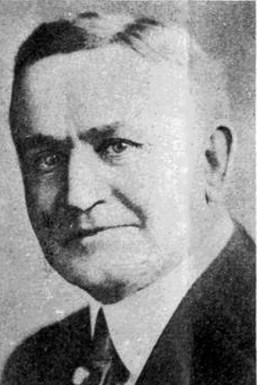 Calvert Carter as Plimpton