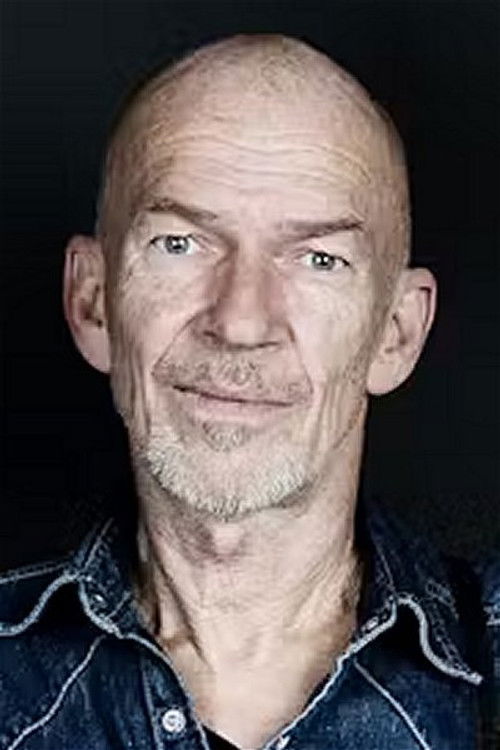 Per Chr. Frost as Guitar