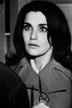 Lara Lindsay as Martha