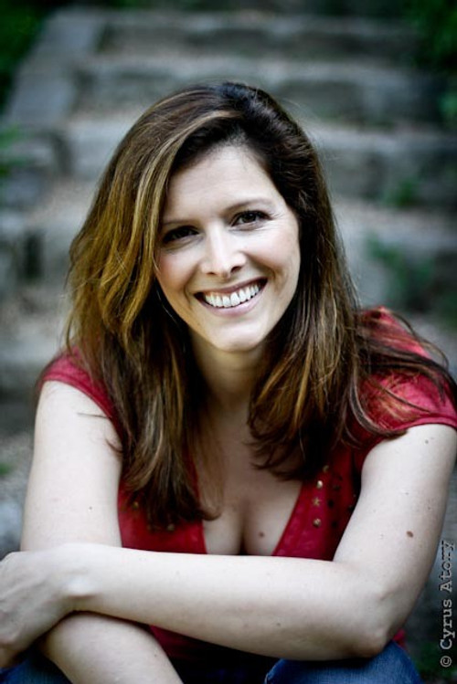 Sabrina Gunnell as Vierge Marie