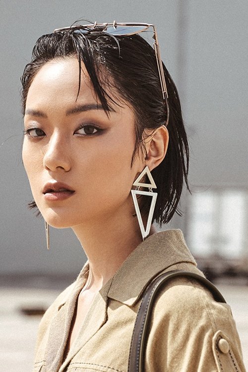 Hồ Thu Anh as Mây