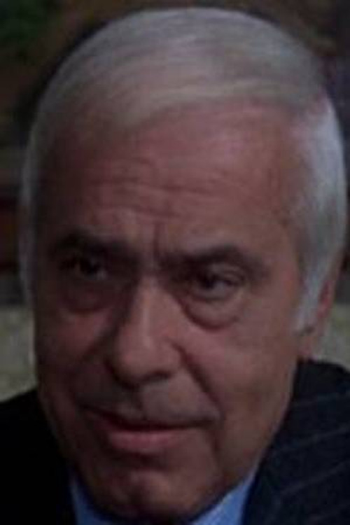 Leo Gavero as Fritz (uncredited)